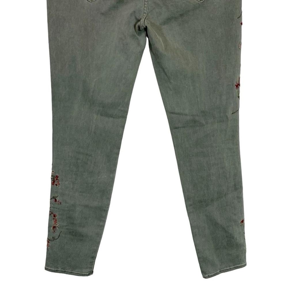 Driftwood Embroidered Jeans Size 29 - Picture 6 of 8